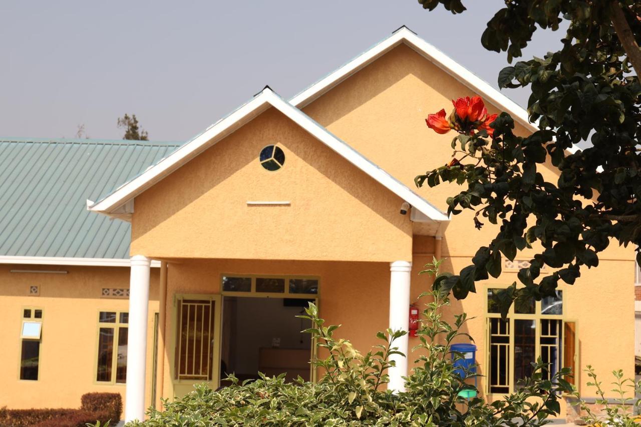 St Etienne Guest House Kigali Ngoại thất bức ảnh