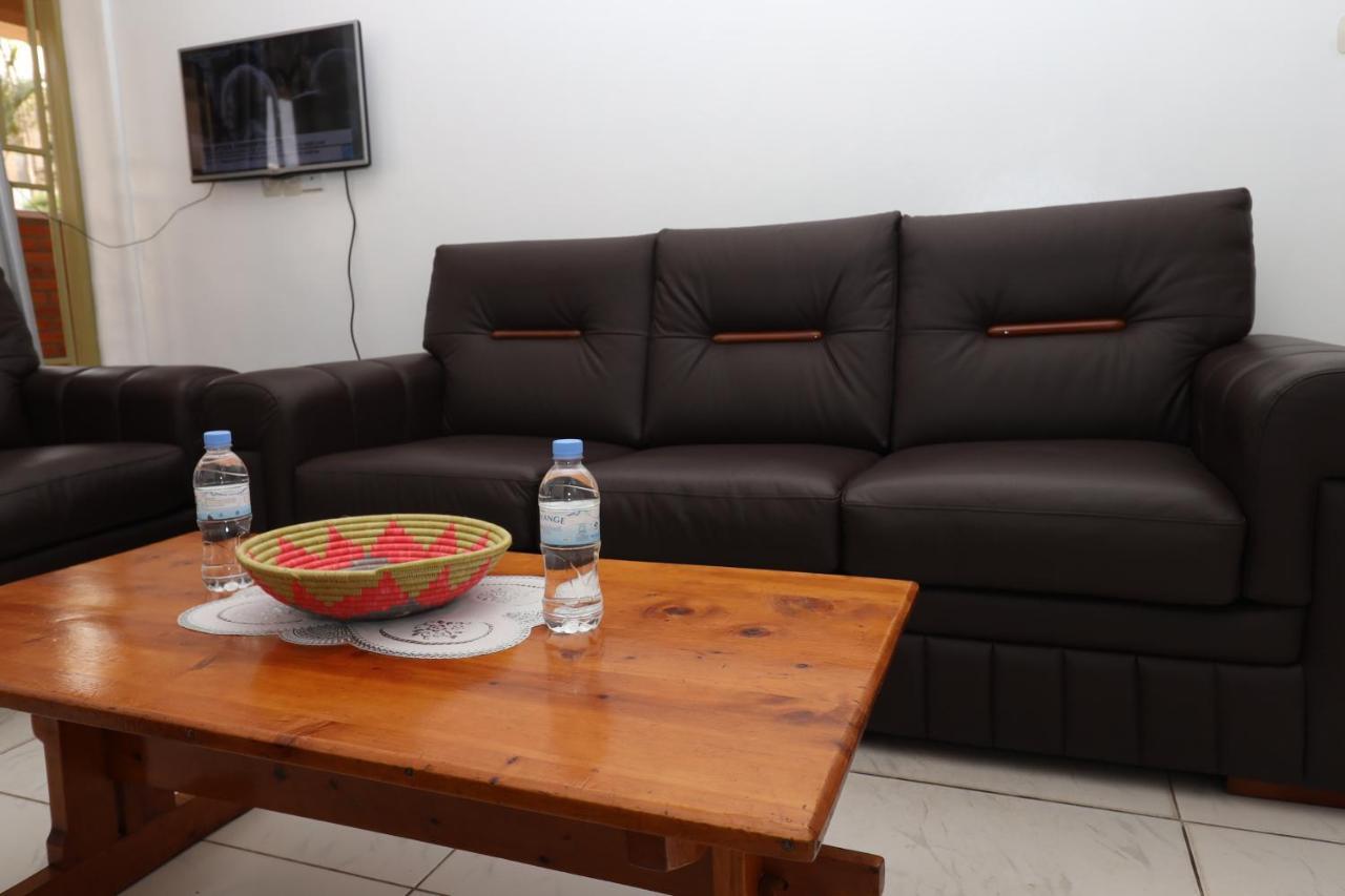 St Etienne Guest House Kigali Ngoại thất bức ảnh