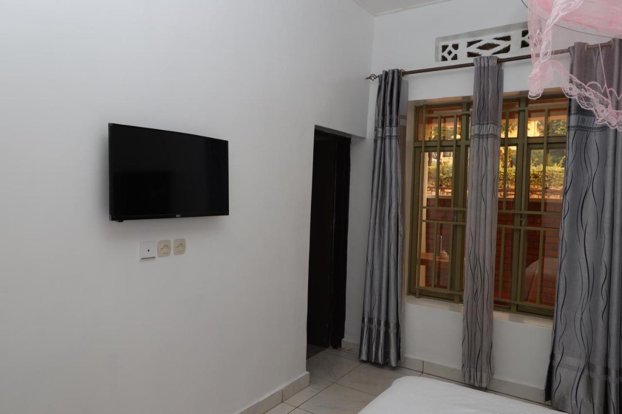 St Etienne Guest House Kigali Ngoại thất bức ảnh